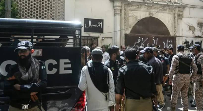 Pakistan suicide bomb attack