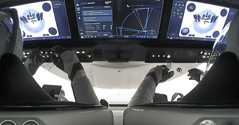 ചരിത്രം കുറിച്ച് ശുഭാംശു ശുക്ല; ആക്സിയോം 4 പേടകം ബഹിരാകാശ നിലയത്തിലെത്തി