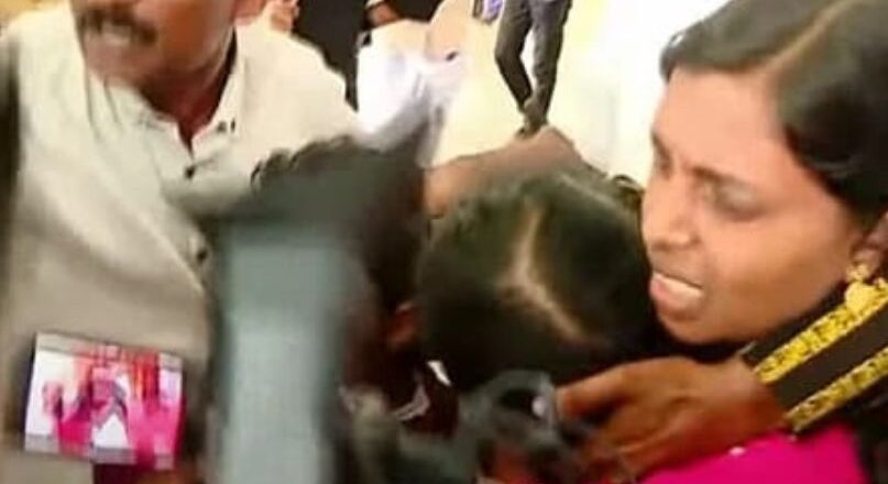 മിഥുനെ ഒരു നോക്കു കാണാൻ അമ്മ സുജ എത്തി; തേങ്ങി കരഞ്ഞ് തേവലക്കര