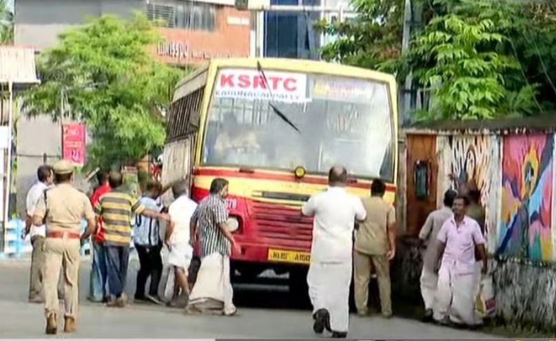 EP6ekQnU Untitled design 32