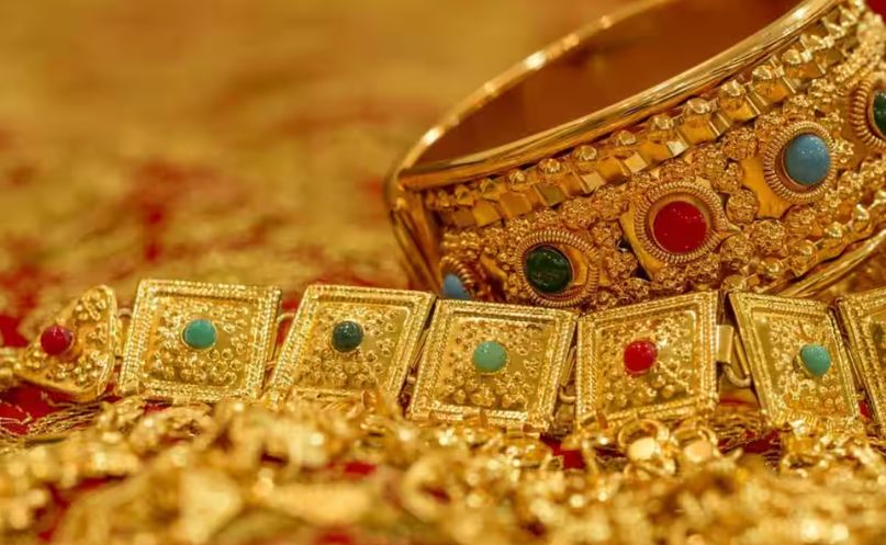 EiEwM349 Untitled design 37