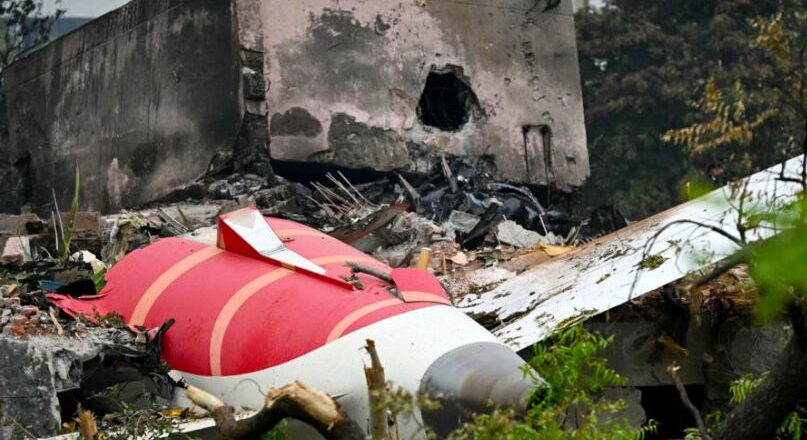 അഹമ്മദാബാദ് വിമാന ദുരന്തം: ഇന്ധന നിയന്ത്രണ സ്വിച്ച് ഓഫായതെന്ന് പ്രാഥമിക റിപ്പോർട്ട്