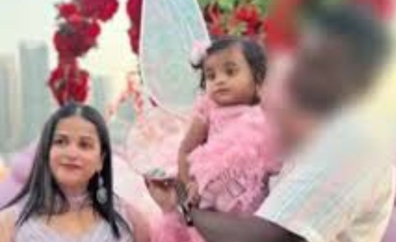 M0mKCuDf Untitled design 28