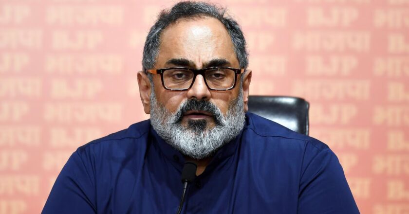 ഉപയോഗിക്കാത്ത കെട്ടിടമെന്ന് പറഞ്ഞ് തടിതപ്പാൻ ശ്രമം; മന്ത്രി വീണ രാജിവയ്ക്കണമെന്ന് രാജീവ് ചന്ദ്രശേഖർ