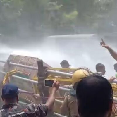 വിദ്യാർത്ഥിയുടെ ആത്മഹത്യ; ഒഡീഷ നിയമസഭയ്ക്ക് പുറത്ത് വൻ പ്രതിഷേധം