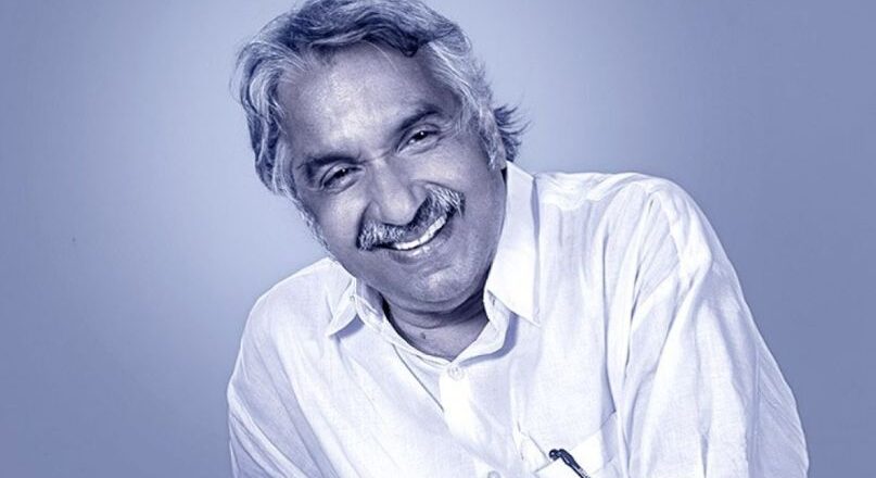 മുൻമുഖ്യമന്ത്രി ഉമ്മൻചാണ്ടിയുടെ ഓർമകൾക്ക് ഇന്ന് രണ്ട് വയസ്; 12 വീടുകളുടെ താക്കോൽദാനം രാഹുൽ ഗാന്ധി നിർവഹിക്കും