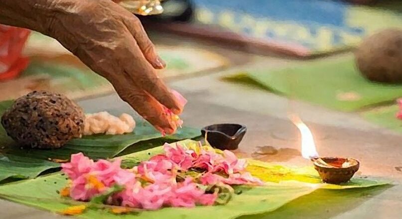 പിതൃമോക്ഷം തേടി ആയിരങ്ങൾ; ഇന്ന് കർക്കടക വാവ്