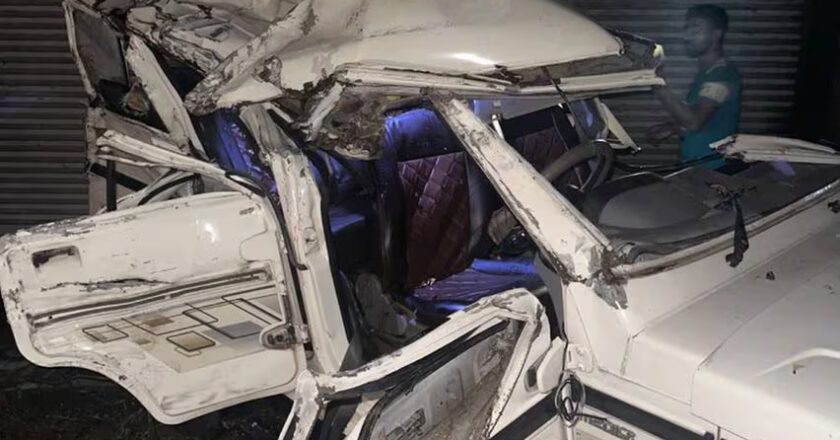 എം.സി റോഡിൽ പിക്കപ്പും ബൊലീറോയും കൂട്ടിയിടിച്ച് അപകടം; രണ്ടുപേർ മരിച്ചു, അഞ്ചുപേർക്ക് പരിക്ക്