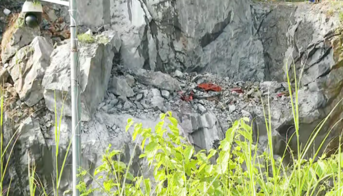 കോന്നി ക്വാറി അപകടം: ഒരാള് മരിച്ചു