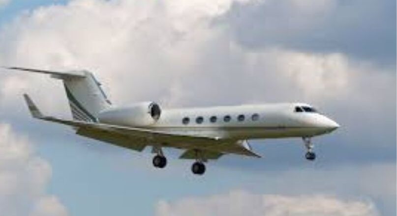 ബോയിംഗ് ഡ്രീംലൈനർ വിമാനം: ഇന്ധന സ്വിച്ചുകൾ പരിശോധിക്കാൻ വിദേശ കമ്പനികൾ