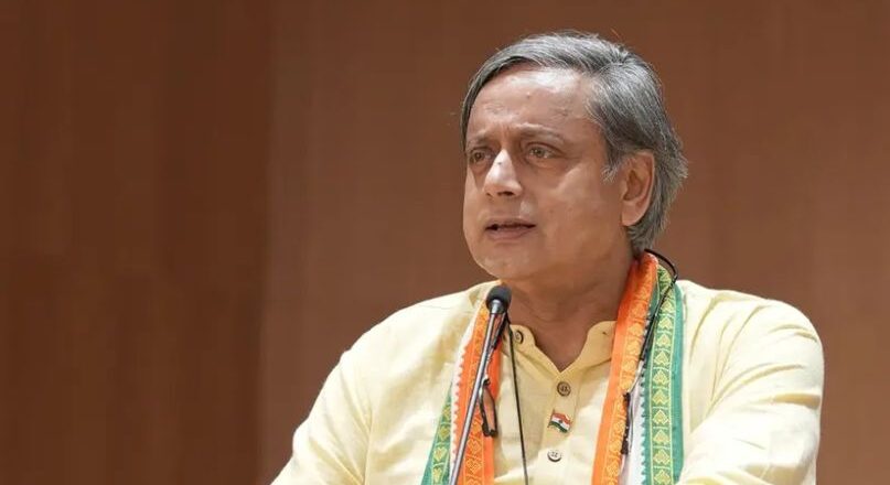 മുഖ്യമന്ത്രിയാവാൻ തരൂർ യോഗ്യനെന്ന് സർവേ