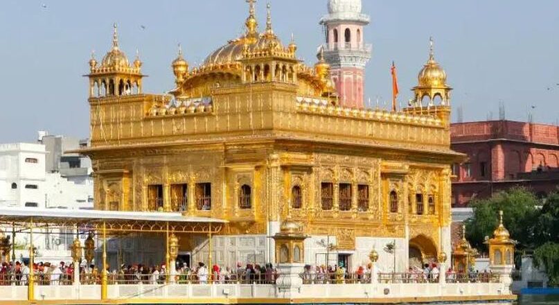 അമൃത്സർ സുവർണ ക്ഷേത്രത്തിനെതിരെ ബോംബ് ഭീഷണി; അന്വേഷണം വ്യാപിപ്പിച്ച് പൊലീസ്