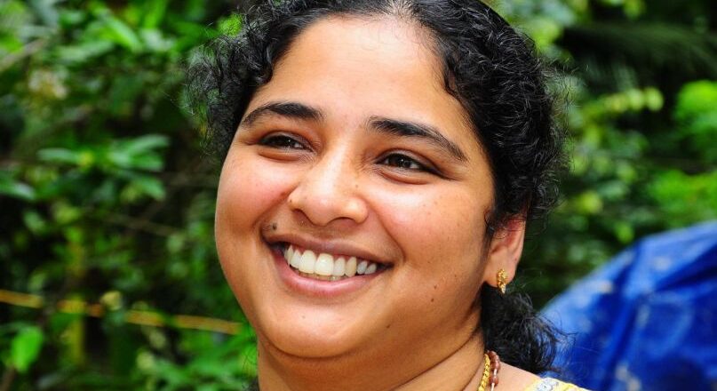 മലയാളി തിളക്കം; ടെൻസിയ സിബി അയർലൻഡിലെ പീസ് കമ്മീഷണറായി ചുമതലയേറ്റു