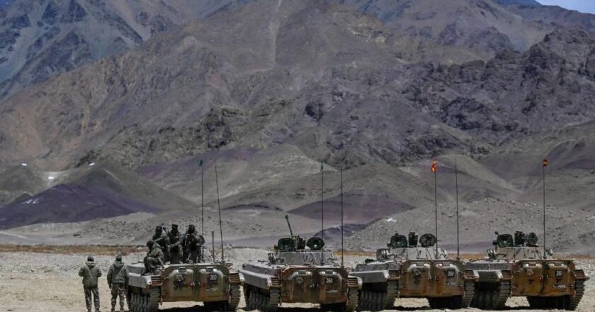 ഇന്ത്യ ചൈന അതിർത്തി തർക്കം; ജാഗ്രത തുടരും<br>