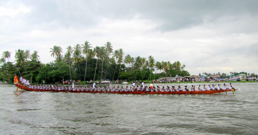 പുന്നമടയിൽ ആവേശപ്പോരാട്ടം ; നെഹ്‌റു ട്രോഫി വള്ളംകളി ഇന്ന്, മുഖ്യമന്ത്രി രണ്ടു മണിക്ക് ചെയ്യും ഉദ്ഘാടനം