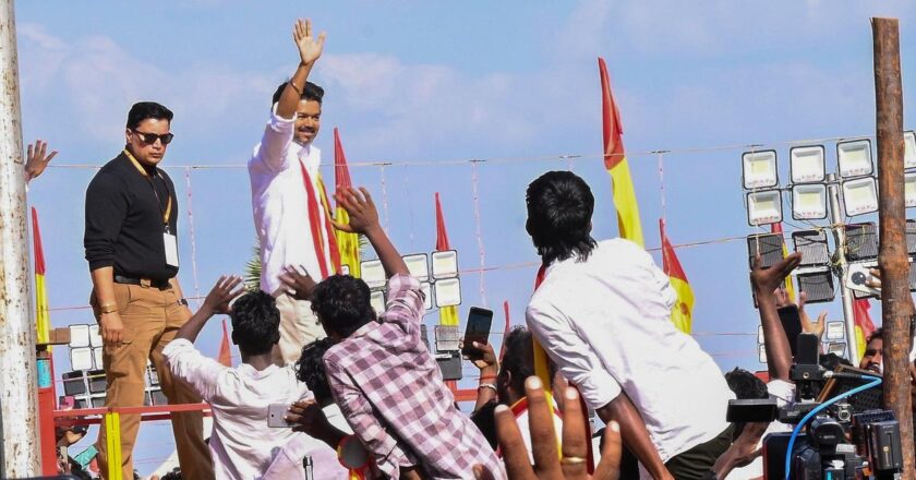 ജാതിയുമായി ബന്ധപ്പെട്ട ദുരഭിമാന കൊലകള് തടയാന് പ്രത്യേക നിയമം വേണം; സുപ്രീംകോടതിയെ സമീപിച്ച് ടിവികെ