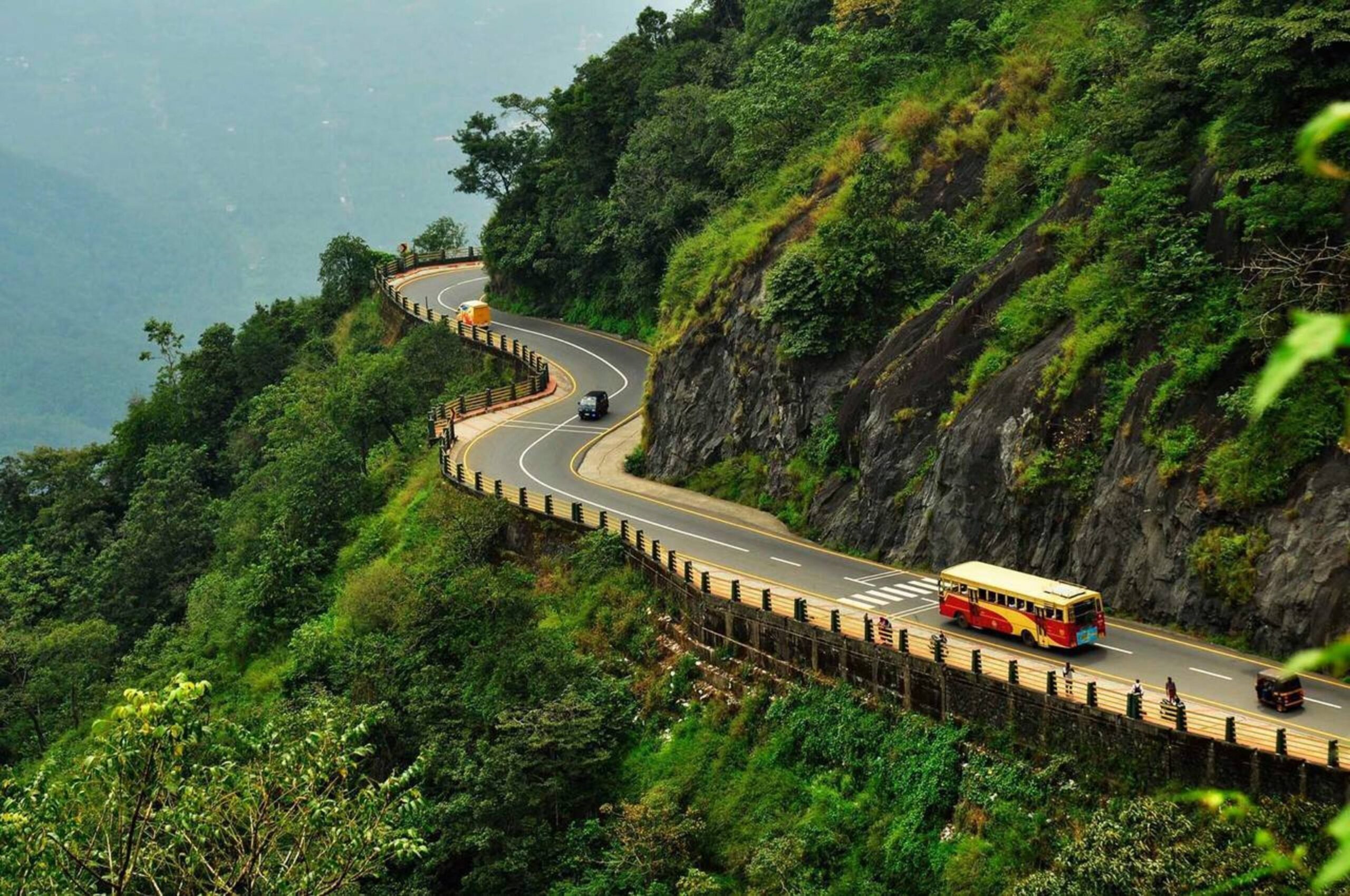 View point of Thamarassery Churam scaled
