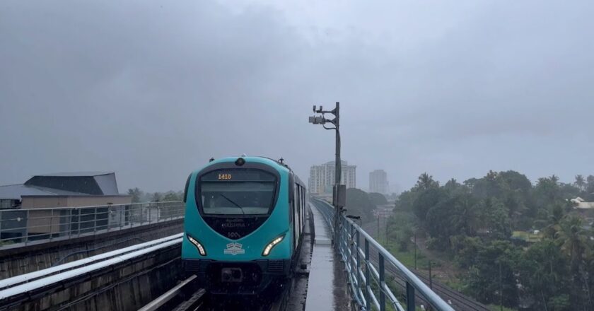 കൊച്ചി മെട്രോ അങ്കമാലിയിലേക്ക്; ഹരിയാന കമ്പനി പഠനം തുടങ്ങി, റിപ്പോര്‍ട്ട് ആറ് മാസത്തിനകം