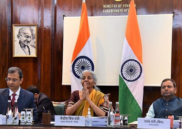 സിമന്റ്, തുകൽ ഉൽപന്നങ്ങൾ,തുണിത്തരങ്ങൾ എന്നിവയുടെ നിരക്ക് കുറയും; ജിഎസ്ടി കൗൺസിൽ യോഗം ഇന്നും നാളെയും ഡൽഹിൽ