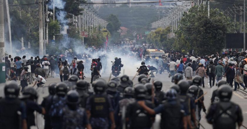 നേപ്പാളിൽ ജെൻസി കലാപത്തിന് മറവിൽ അക്രമവും കൊള്ളയും വ്യാപകം ; സൈന്യം കടുത്ത നടപടികളിലേക്ക്