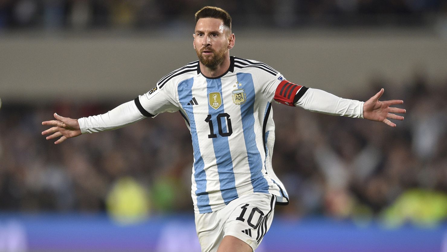 230908103500 01 lionel messi argentina ecuador 1