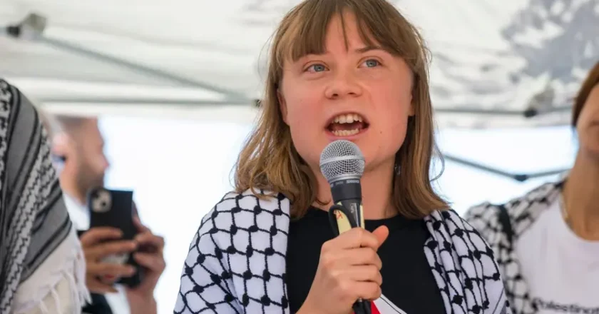 ഗാസയിലേക്ക് വീണ്ടും ഗ്രേറ്റയും സംഘവും; സഹായഹസ്തവുമായി 20 ബോട്ടുകള്‍ തീരത്തേക്ക്