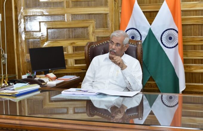 വിസി നിയമനക്കേസിൽ കോടതി ചെലവ് രാജ്ഭവൻ തന്നെ വഹിക്കാമെന്ന് ഗവർണർ