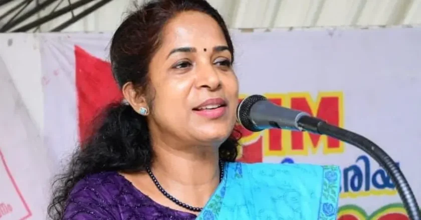 മാലിന്യമുക്ത കേരളത്തിന്‍റെ ഭാഗമായതിൽ സന്തോഷം,പോരാട്ടം തുടരും; കെ എം ഷാജഹാന്റെ അറസ്റ്റിൽ കെ ജെ ഷൈൻ