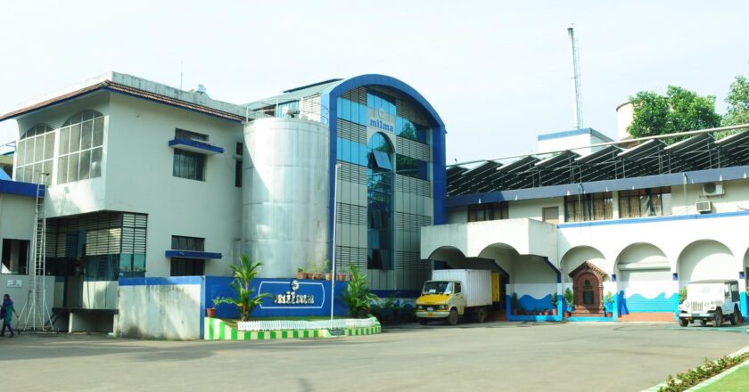 പാലുൽപ്പാദനത്തിൽ സാങ്കേതിക പരിജ്ഞാനമില്ലാത്തവരെ എംഡിയാക്കാൻ മിൽമ ഭരണസമിതി