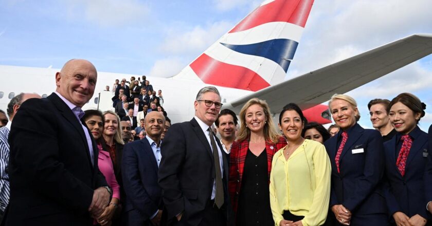 ബ്രിട്ടീഷ് പ്രധാനമന്ത്രി കെയ്ർ സ്റ്റാമെർ ഇന്ത്യയിൽ: മൂന്ന് ദിവസത്തെ ഔദ്യോഗിക സന്ദർശനം, നാളെ മോദിയുമായി കൂടിക്കാഴ്ച