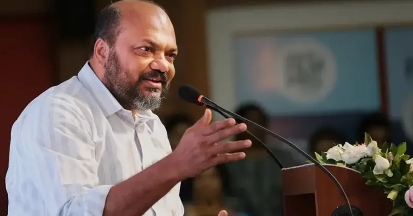 സീപോർട്ട്-എയര്‍പോർട്ട് റോഡ് നിർമ്മാണം: എച്ച്എംടിയുടെയും എൻഎഡിയുടെയും ഭൂമി കൈമാറി; മന്ത്രി പി രാജീവ്