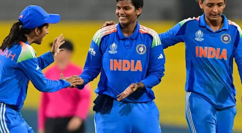 വനിതാ ലോകകപ്പ്: പാകിസ്താനെ തോൽപ്പിച്ച് തകർപ്പൻ വിജയം സ്വന്തമാക്കി ഇന്ത്യന്‍ പെണ്‍പട