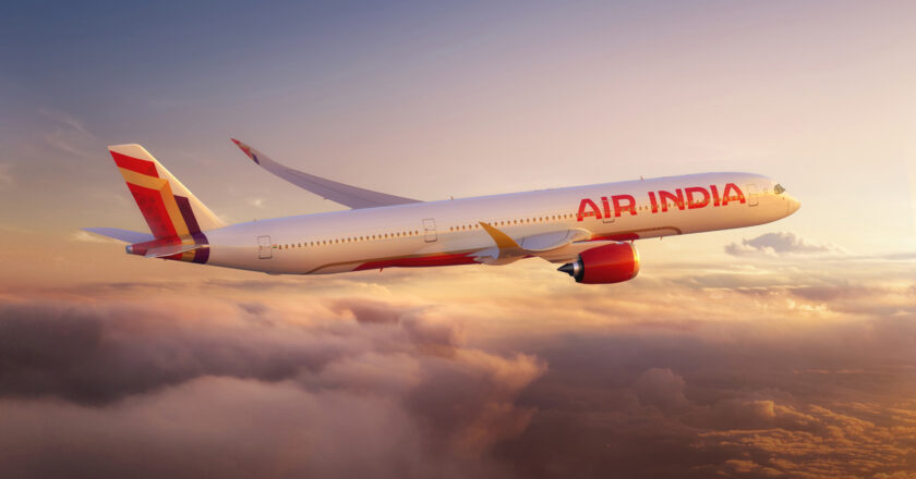 കൊളംബോ-ചെന്നൈ എയർ ഇന്ത്യ വിമാനത്തിൽ പക്ഷിയിടിച്ചു, അറിഞ്ഞത് ലാൻഡ് ചെയ്ത ശേഷം.