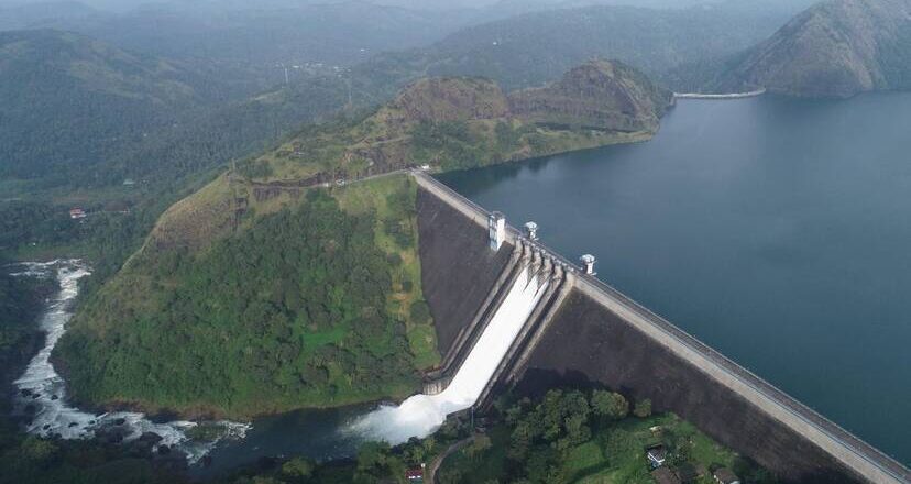 മുല്ലപ്പെരിയാർ അണക്കെട്ട് ഡീ കമ്മീഷൻ ചെയ്ത് പുതിയത് നിര്‍മിക്കണം; കേന്ദ്രത്തിനും സംസ്ഥാനങ്ങള്‍ക്കും നോട്ടീസ് അയച്ച് സുപ്രീം കോടതി