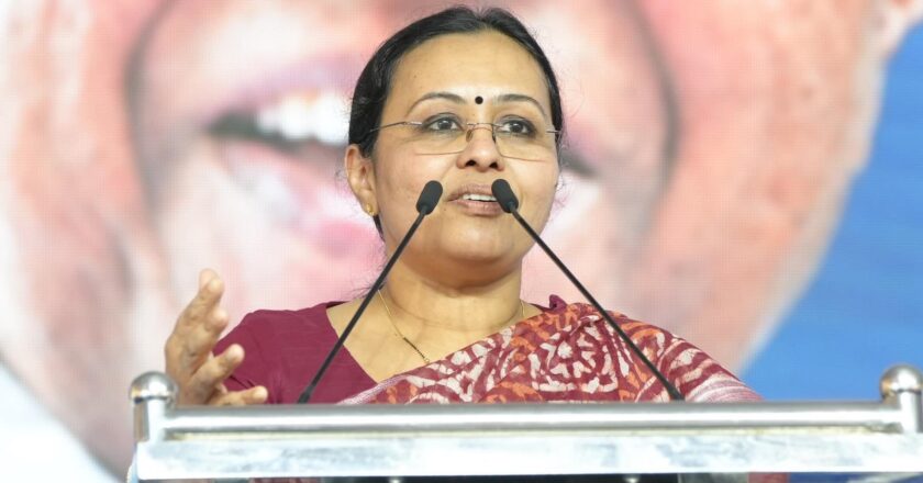 12 വയസിന് താഴെയുള്ള കുട്ടികള്‍ക്ക് ചുമ മരുന്ന് നല്‍കരുത്; പ്രത്യേക മാര്‍ഗരേഖ പുറത്തിറക്കുമെന്ന് മന്ത്രി വീണാ ജോര്‍ജ്