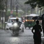 ബംഗാൾ ഉൾക്കടലിൽ ന്യൂനമർദ സാധ്യത; ബുധനാഴ്ച വരെ ശക്തമായ മഴയ്ക്ക് സാധ്യത