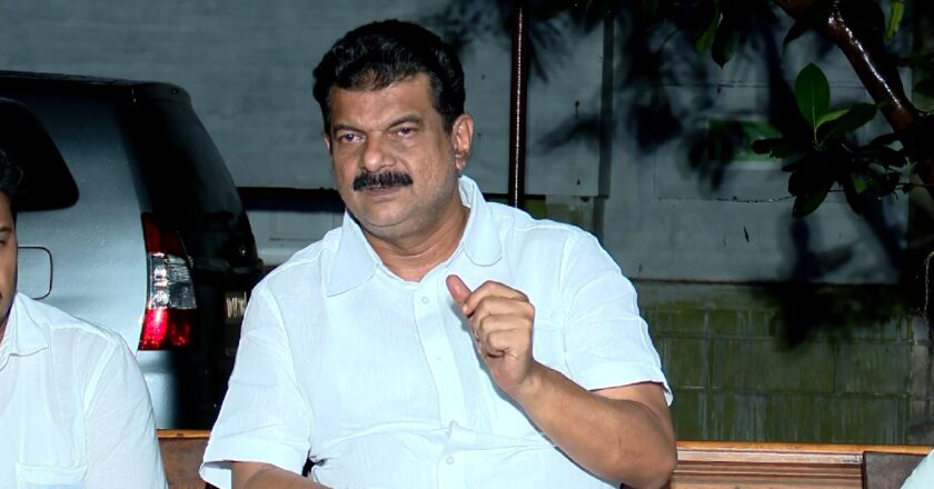 പി വി അന്‍വറിന്റെ വീട്ടില്‍ ഇ ഡി റെയ്ഡ്