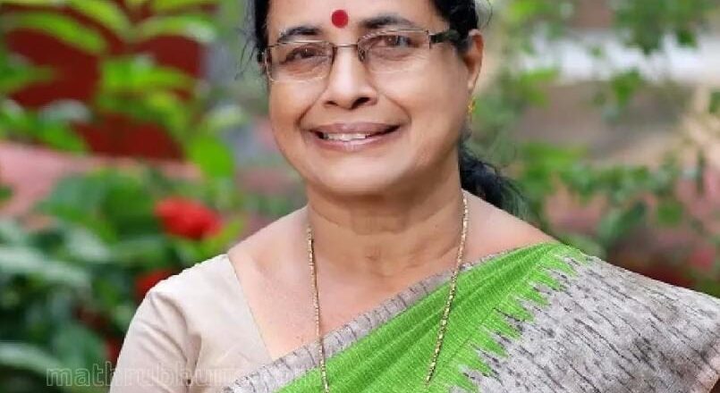 സിപിഎമ്മിന് കനത്ത പ്രഹരം; മൂന്ന് തവണ എംഎൽഎയായ അയിഷ പോറ്റി കോൺഗ്രസിൽ ചേർന്നു