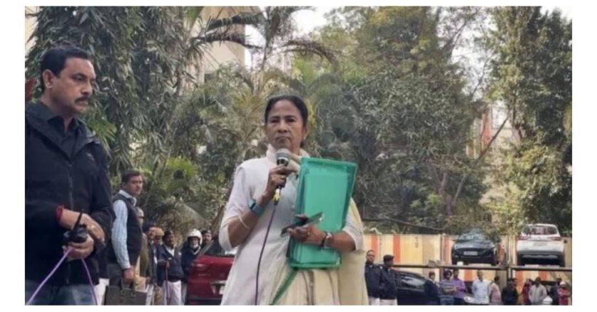 ഇഡിക്കെതിരെ പശ്ചിമ ബംഗാളിൽ തൃണമൂലിന്റെ വൻ പ്രക്ഷോഭം; മമതയ്‌ക്കെതിരെ കോടതിയെ സമീപിച്ച് അന്വേഷണ ഏജൻസി