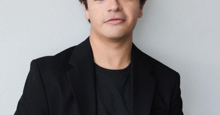 തോളെല്ലുകളില്ലാത്ത ജീവിതം: ‘സ്ട്രേഞ്ചർ തിങ്ങ്സ്’ താരം ഗേറ്റൻ മാറ്ററാസോ നേരിടുന്ന അപൂർവ്വ രോഗാവസ്ഥ