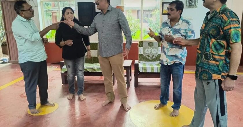 അനുരാഗക്കടവിൽ’: ശ്രദ്ധേയമായ മലയാള നാടകം ഇന്ന് കോഴിക്കോട്ട്