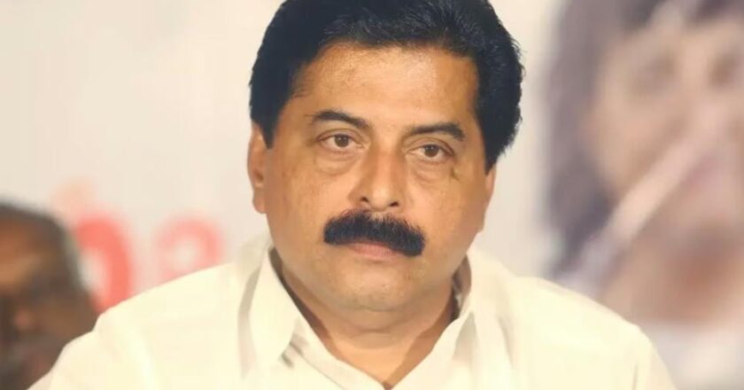 റോഷി അഗസ്റ്റിനെതിരെ ‘കൈപ്പത്തി’; ഇടുക്കി സീറ്റിനായി കോൺഗ്രസിൽ സമ്മർദ്ദം