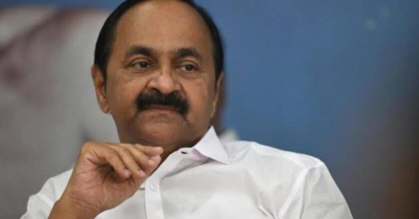 സിപിഎം അഴിമതിക്കാരെ സംരക്ഷിക്കുന്നു, വിസിൽ ബ്ലോവർമാരെ പുറത്താക്കുന്നു: വി.ഡി. സതീശൻ