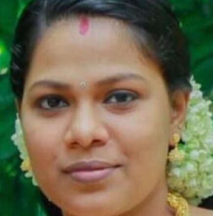 യുവതിയുടെ മരണം ചികിത്സാ പിഴവല്ലെന്ന് ആശുപത്രി അധികൃതർ; അസ്വാഭാവിക മരണത്തിന് കേസെടുത്ത് പോലീസ്