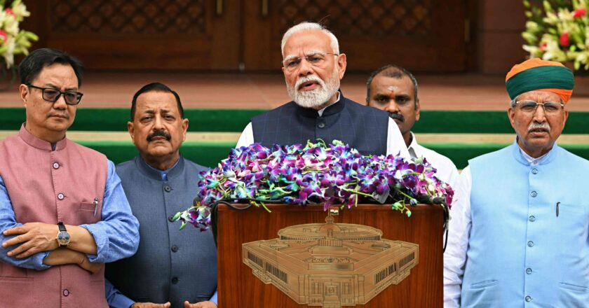 നരേന്ദ്രമോദിയുടെ മറുപടിയില്ല : നന്ദി പ്രമേയം പാസ്സാക്കി ലോക്സഭ