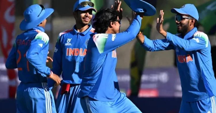 ഇംഗ്ലണ്ടിനെ തകർത്തു; അണ്ടർ 19 ലോകകപ്പിൽ ഇന്ത്യയ്ക്ക് ആറാം കിരീടം