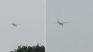 ഛത്തീസ്ഗഡിൽ സ്വകാര്യ വിമാനം മരത്തിൽ ഇടിച്ചു തകർന്നു
