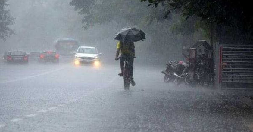 മഴ മുന്നറിയിപ്പിൽ മാറ്റം;അഞ്ച് ജില്ലകളിൽ യെല്ലോ അലർട്ട്